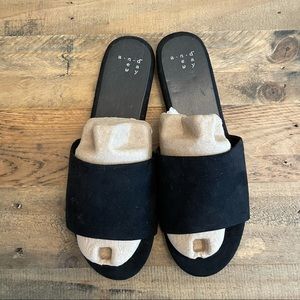 A New Day Black Slides Size 7